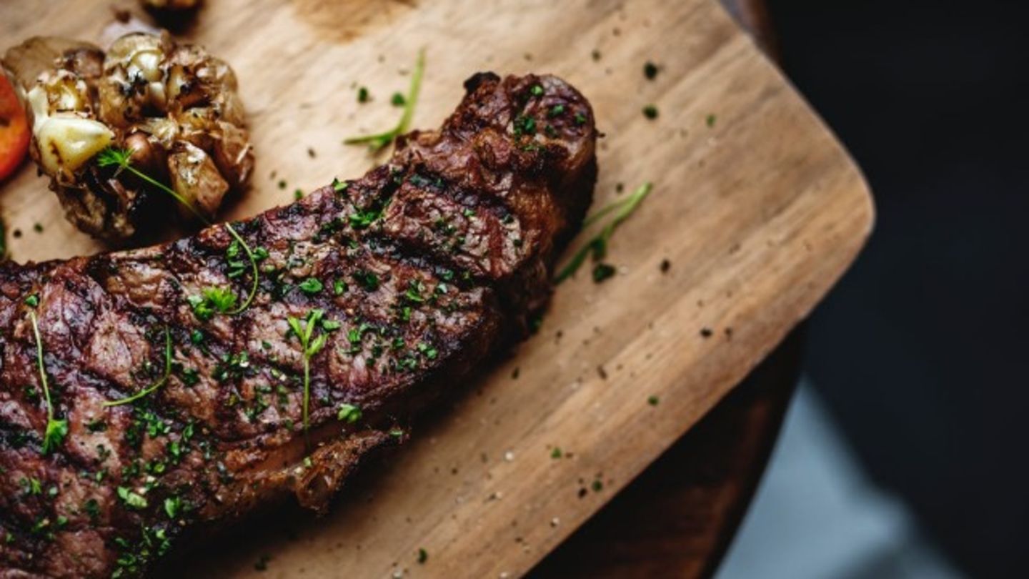 HiDubai-business-abu-rami-al-demyati-restaurant-food-beverage-restaurants-bars-ras-al-khor-industrial-3-dubai