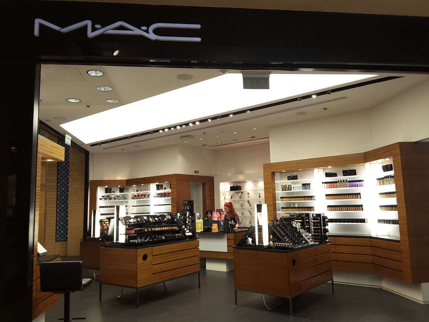 HiDubai-business-mac-shopping-beauty-cosmetics-stores-ibn-batuta-jebel-ali-1-dubai