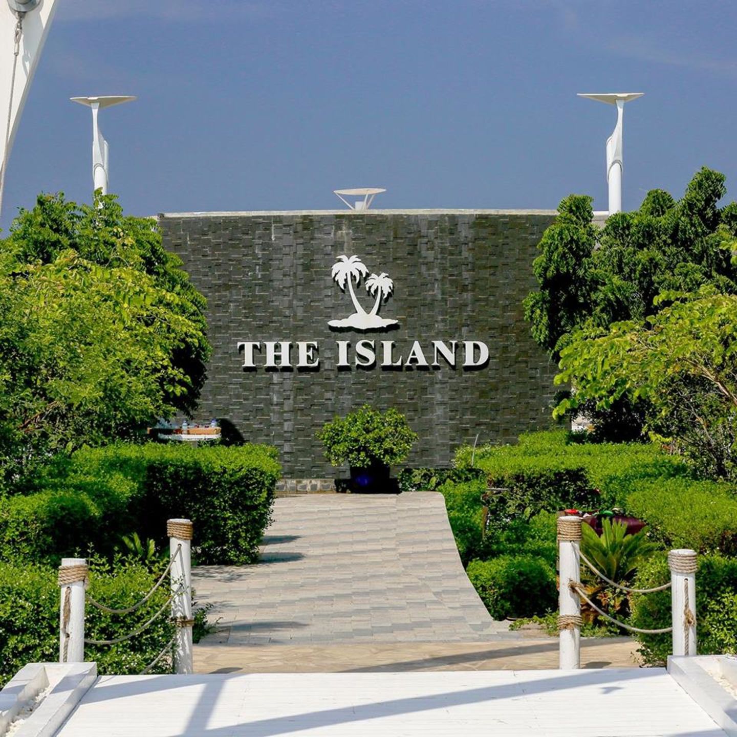 HiDubai-business-the-island-beach-club-hotels-tourism-hotels-resorts-world-islands-dubai