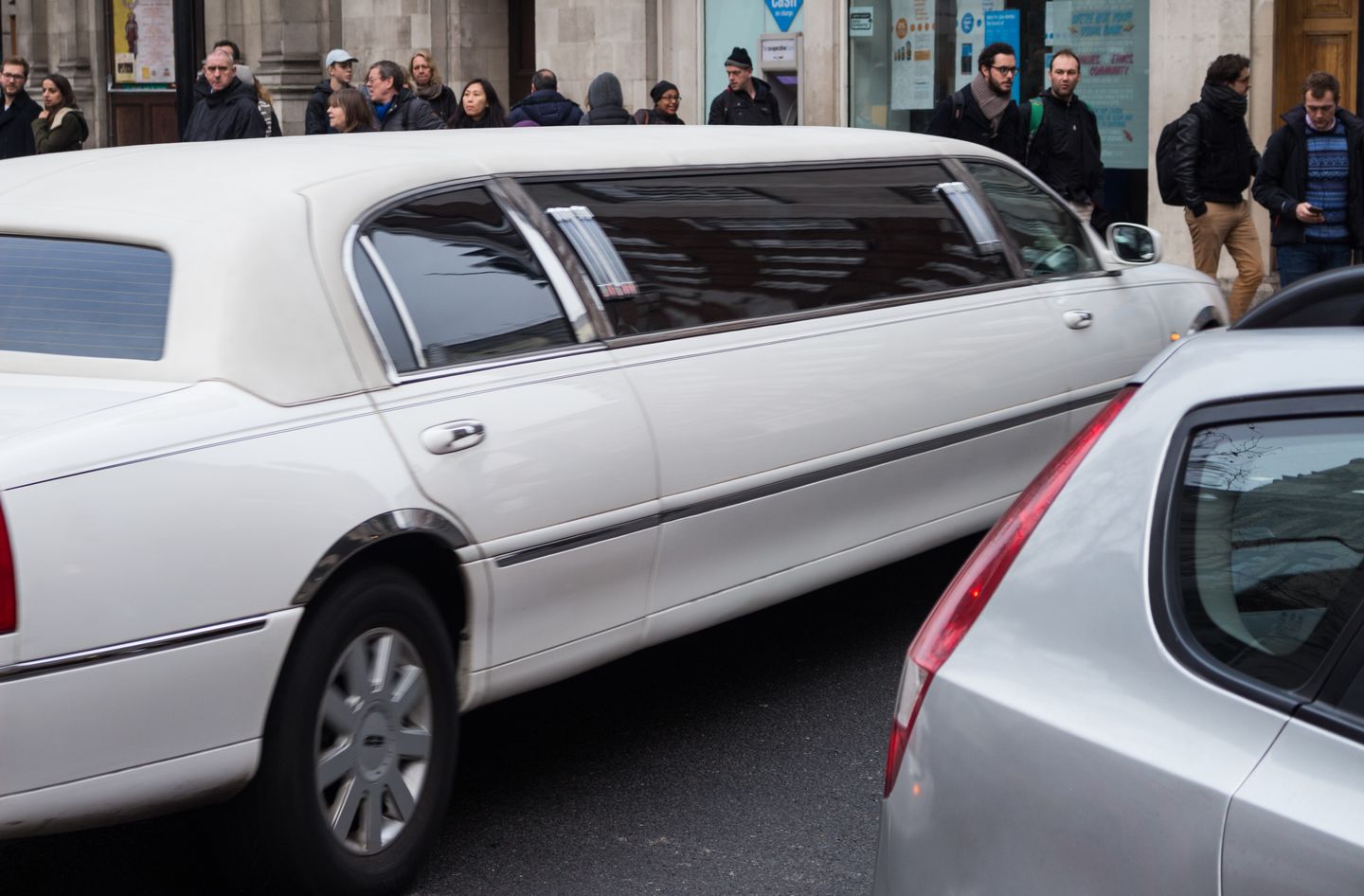 HiDubai-business-azaf-limousine-transport-vehicle-services-car-rental-services-al-safa-1-dubai-2