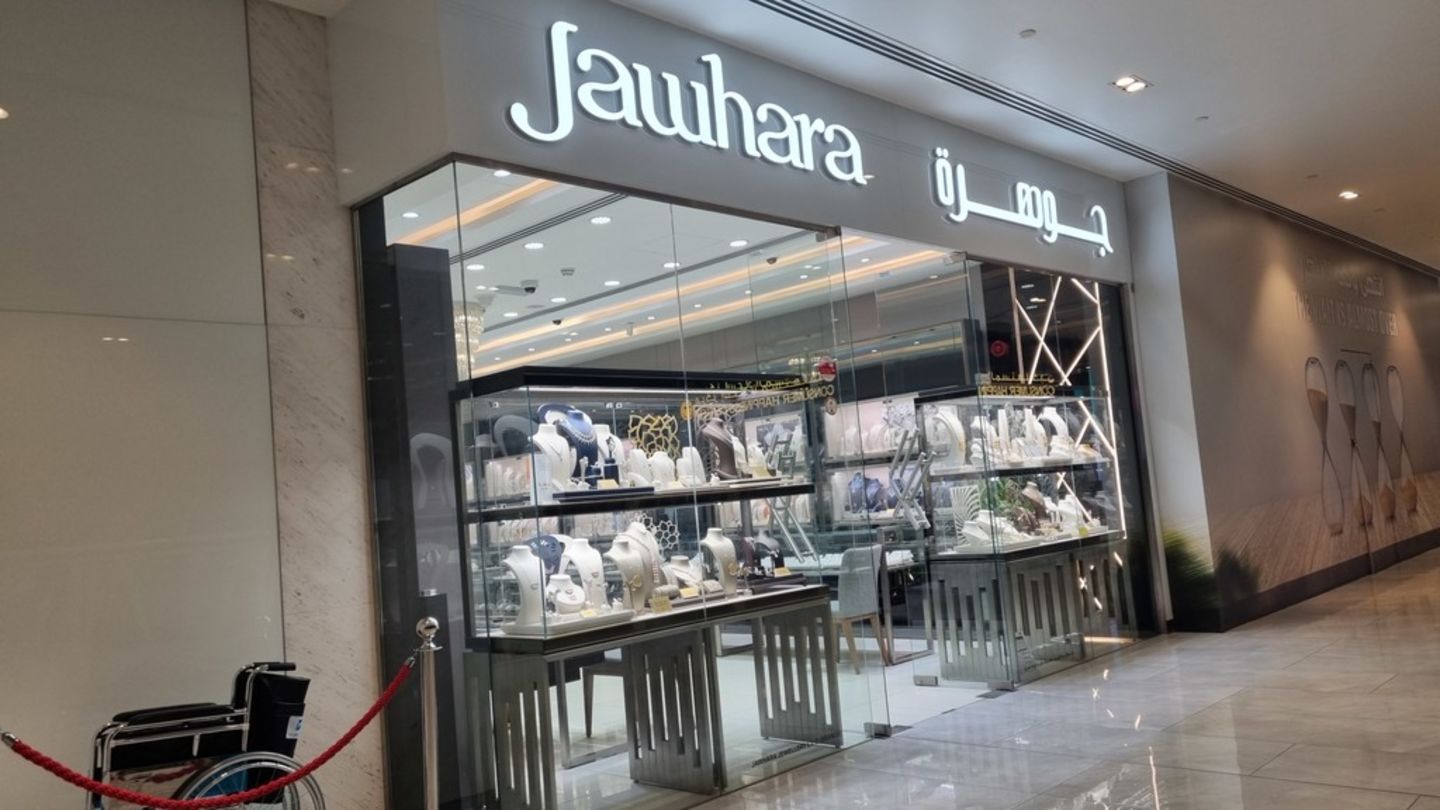 HiDubai-business-jawhara-shopping-fashion-accessories-al-warqaa-3-dubai