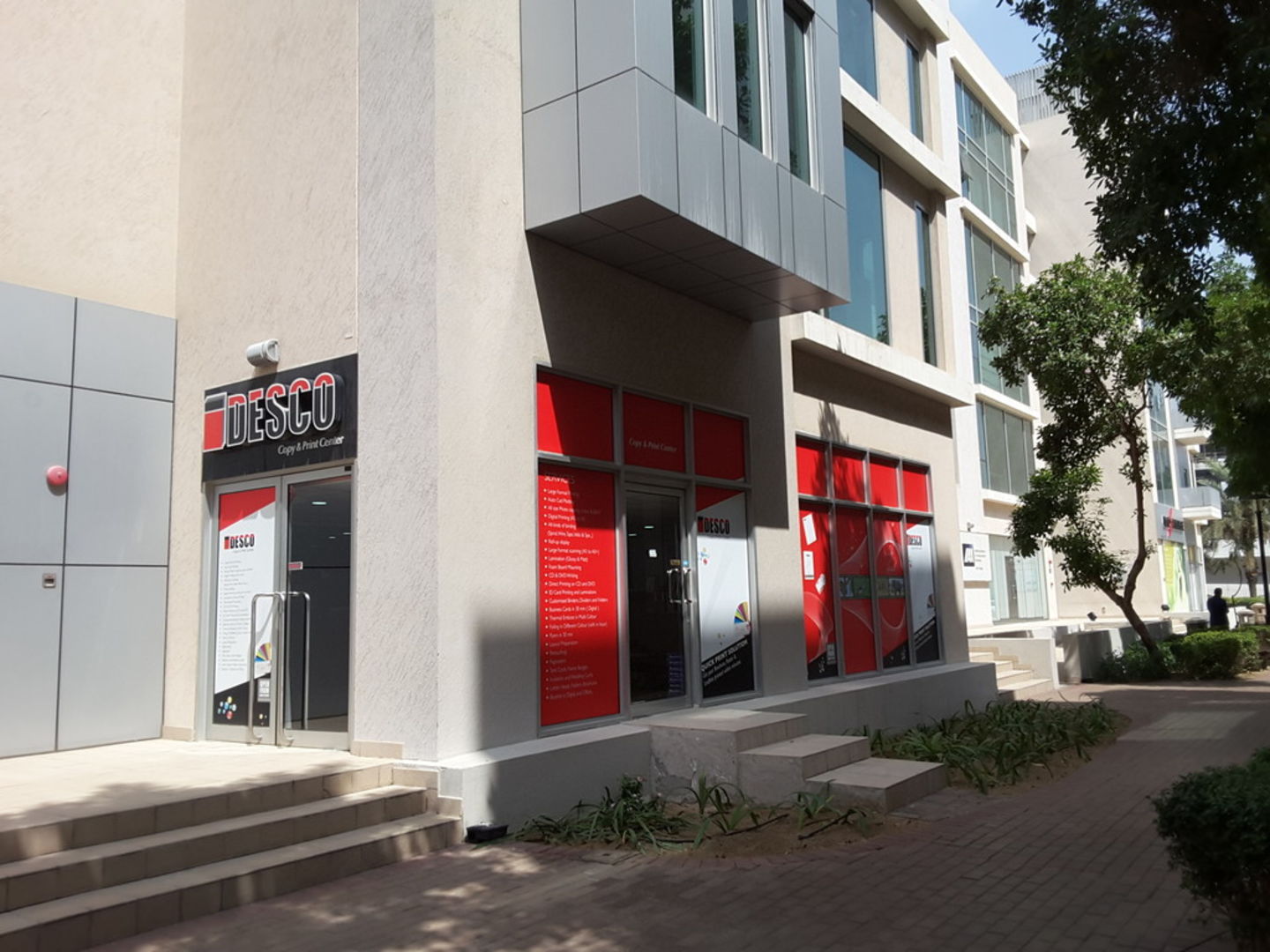 HiDubai-business-desco-copy-print-center-b2b-services-printing-typing-services-dubai-media-city-al-sufouh-2-dubai