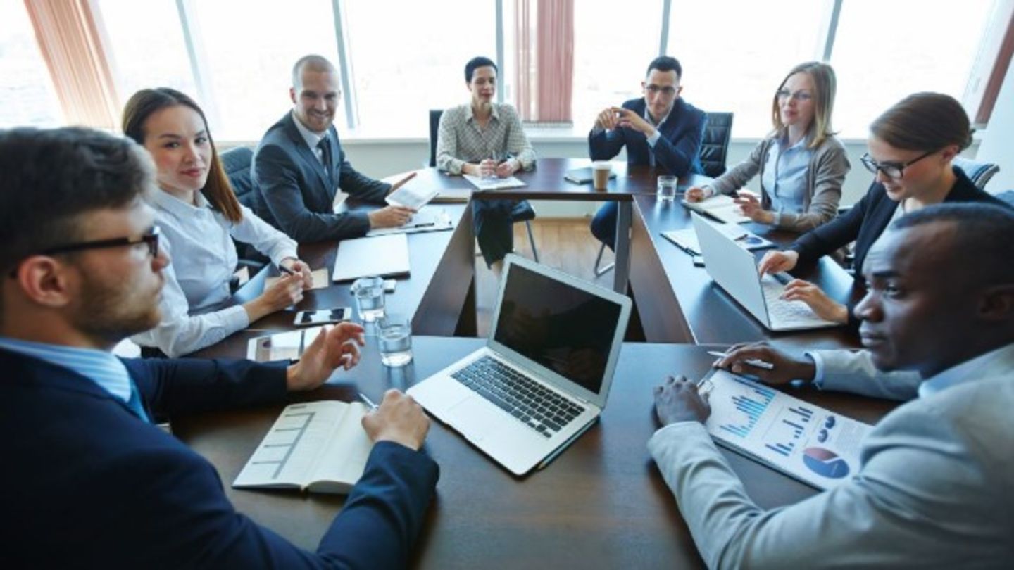 HiDubai-business-al-bayan-group-of-companies-establishment-b2b-services-holding-companies-business-bay-dubai