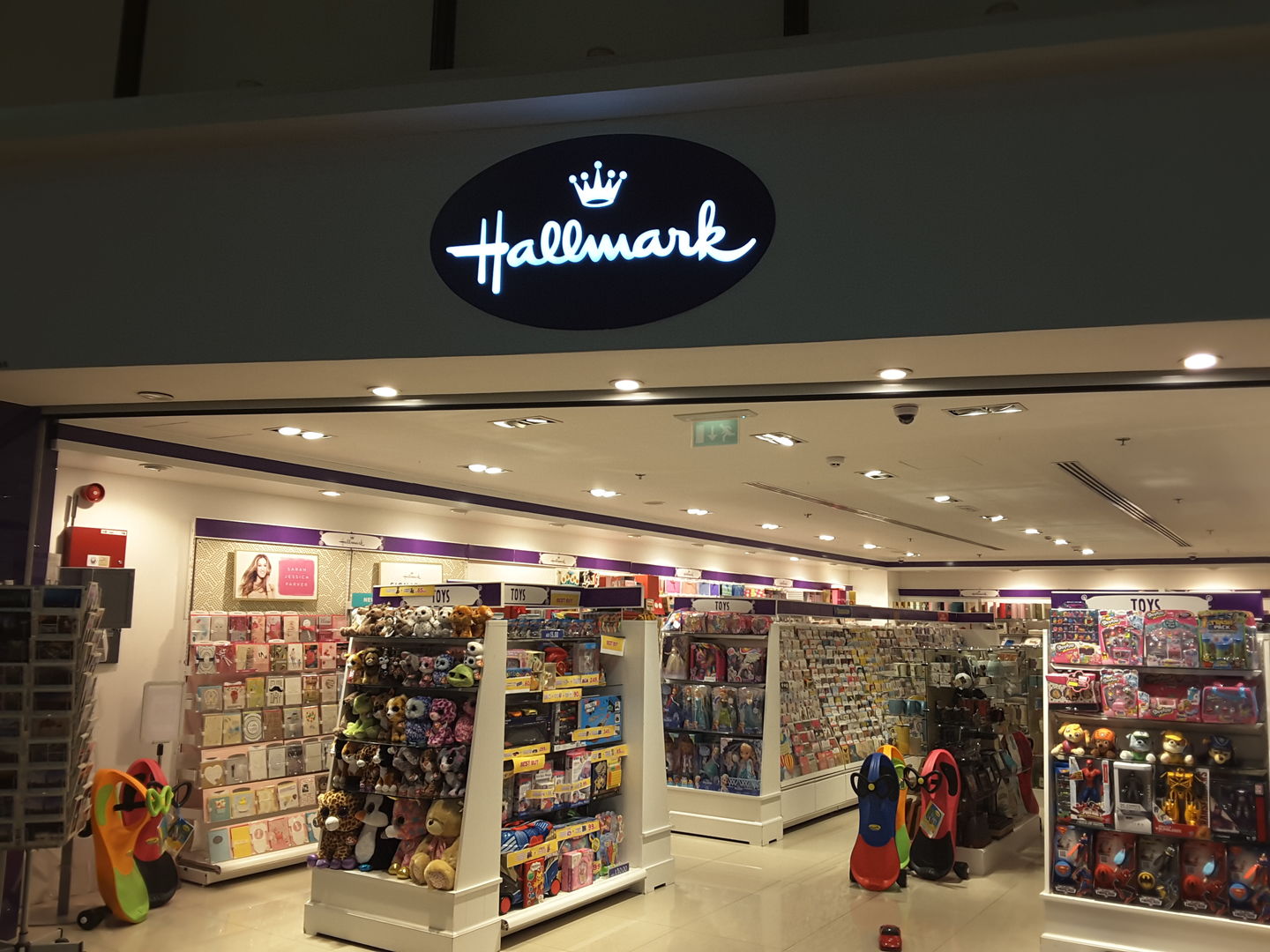 HiDubai-business-hallmark-shopping-souvenirs-gifts-mankhool-dubai-2