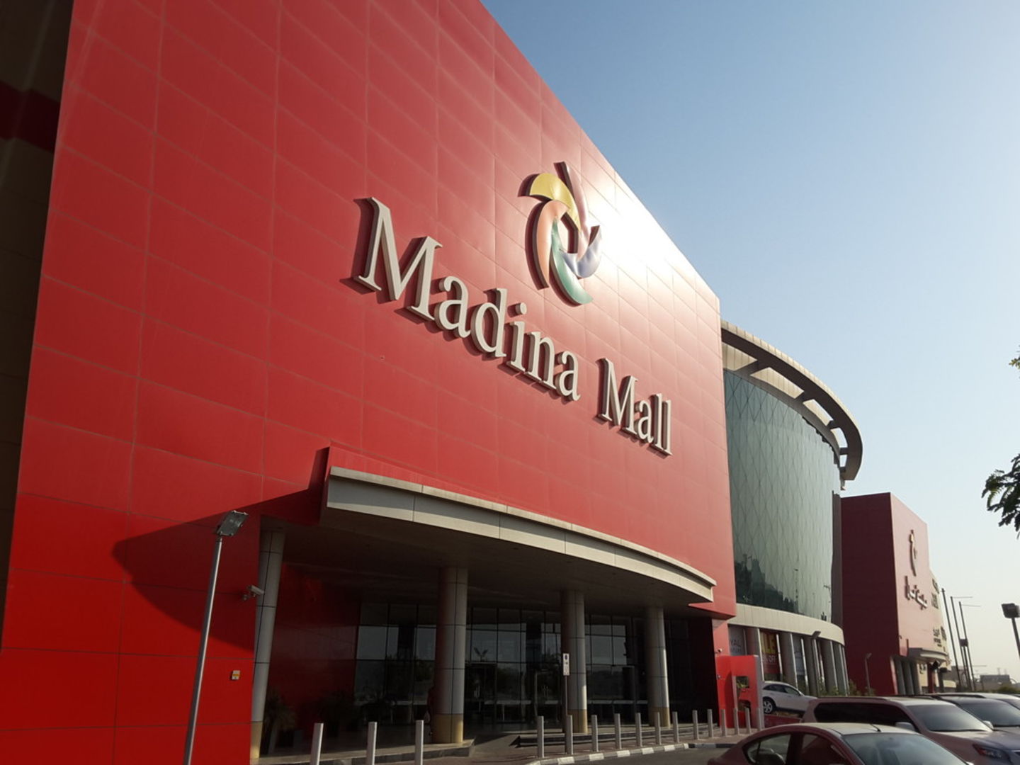 HiDubai-business-madina-mall-shopping-shopping-centres-malls-muhaisnah-4-dubai-2