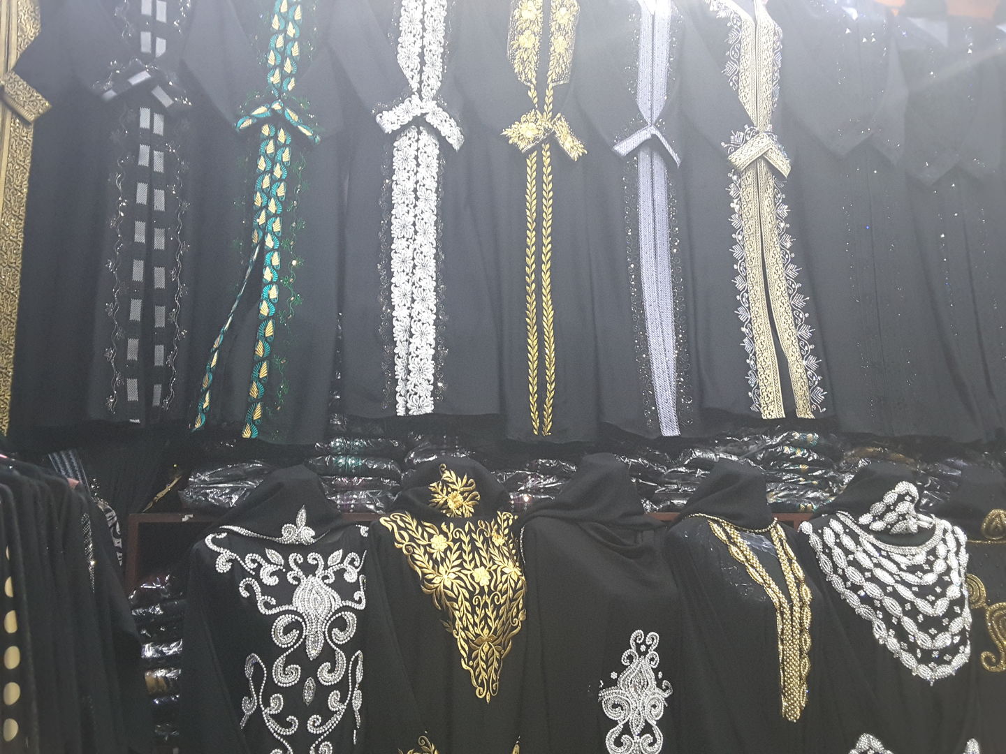 HiDubai-business-bint-al-faris-tailoring-and-embroidery-shopping-apparel-naif-dubai