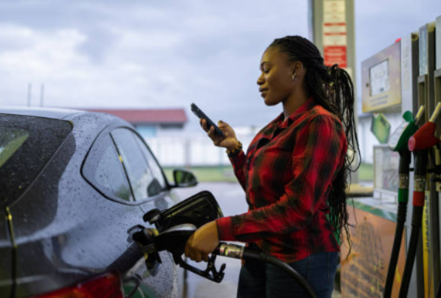 HiDubai-business-adnoc-transport-vehicle-services-fuel-stations-car-wash-dubai-production-city-dubai