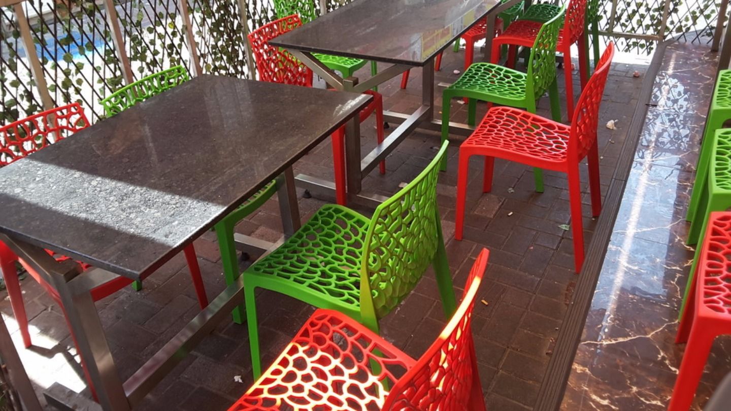 HiDubai-business-ali-khamis-mohd-restaurant-food-beverage-restaurants-bars-ayal-nasir-dubai-2