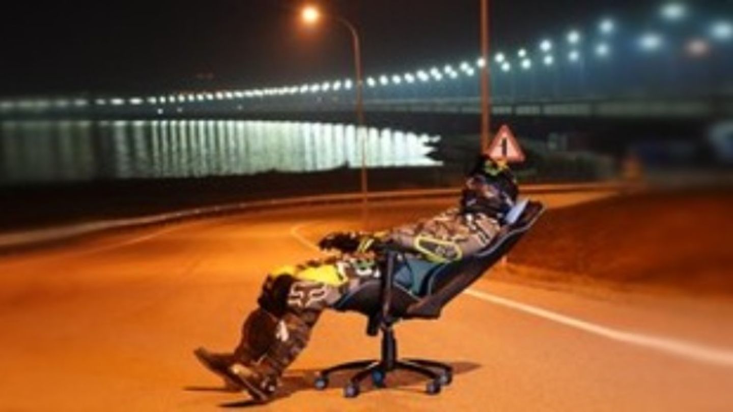 Breedge Trading(Office Furniture, Plants & Décor) in Green Community