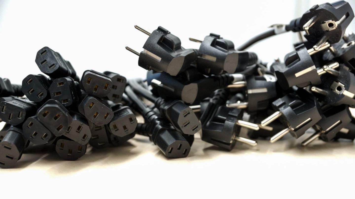 HiDubai-business-eleison-power-control-switchgears-manufacturing-b2b-services-manufacturing-al-qusais-industrial-1-dubai