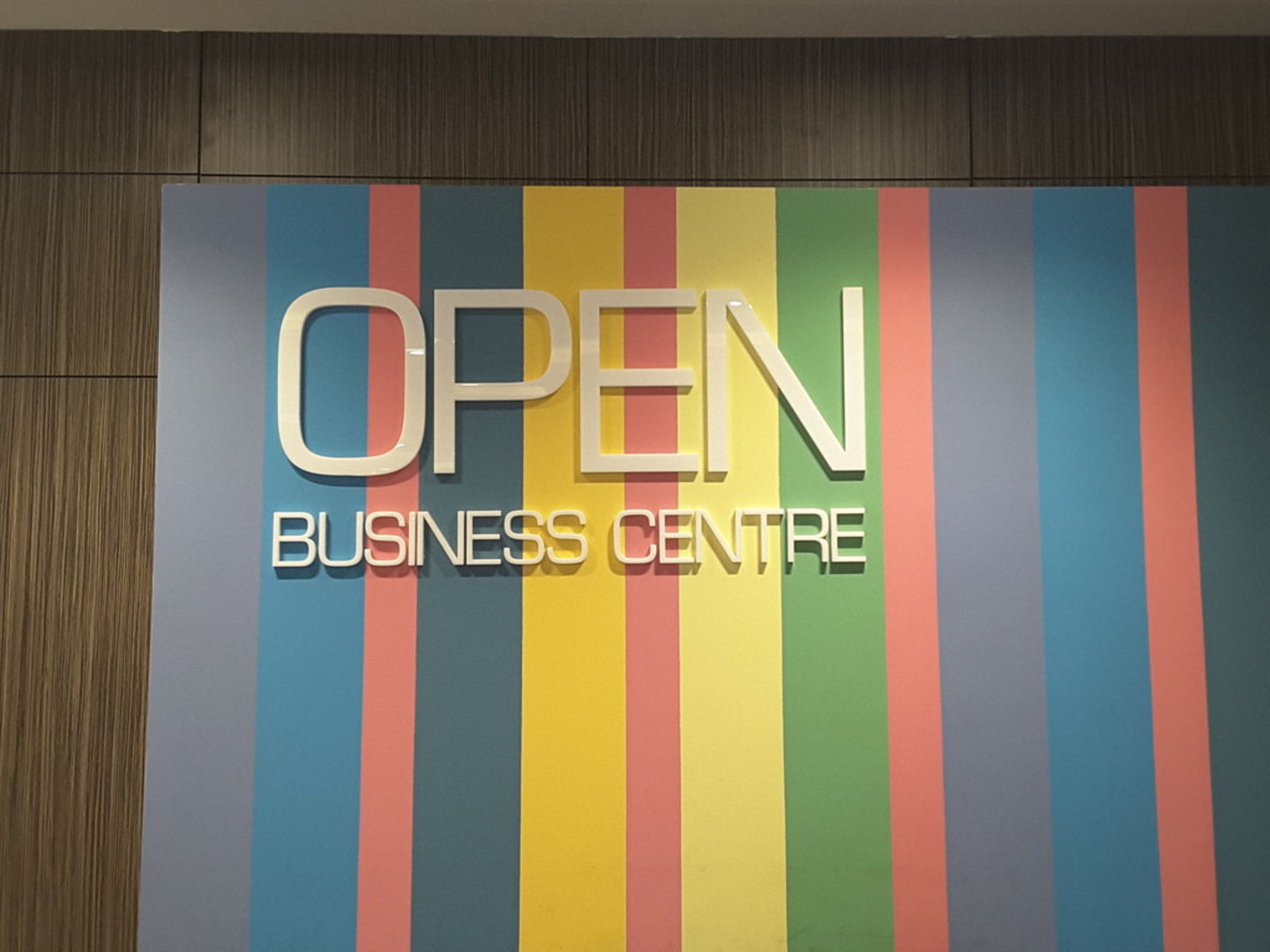 HiDubai-business-open-business-center-b2b-services-business-setup-and-pros-jumeirah-lake-towers-al-thanyah-5-dubai