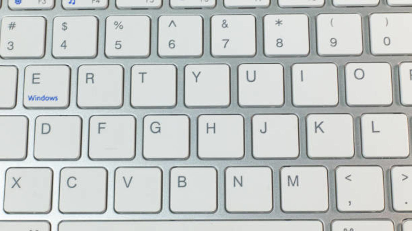 HiDubai-business-high-speed-dimension-technologies-shopping-consumer-electronics-meena-bazar-al-souq-al-kabeer-dubai