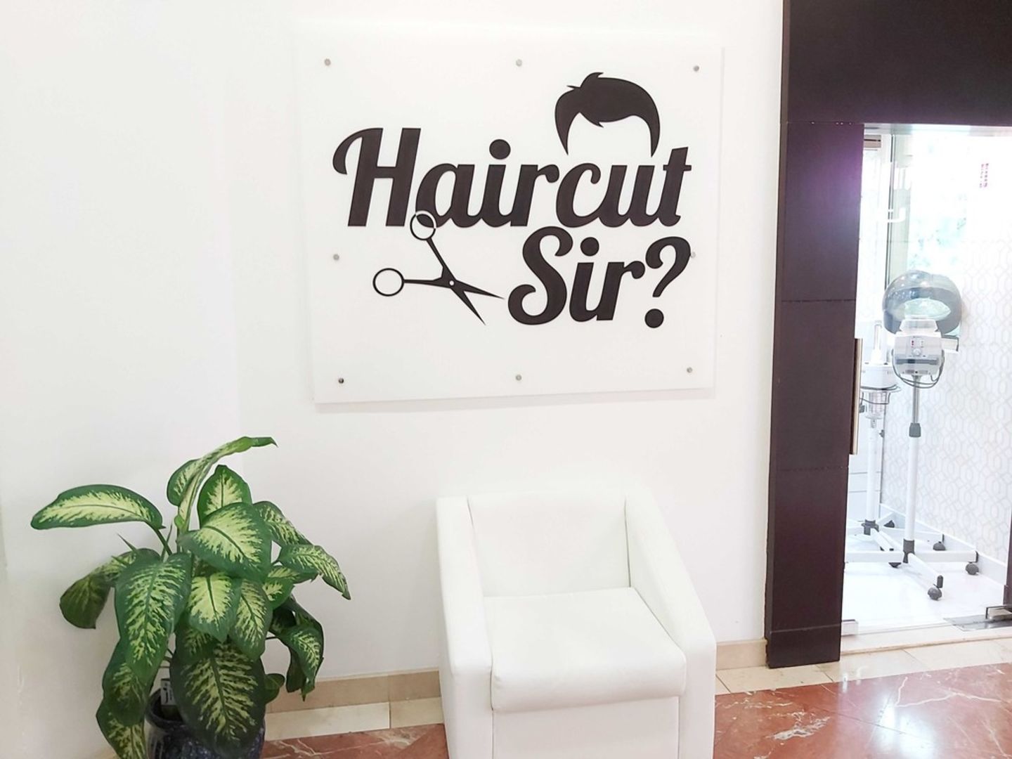 HiDubai-business-hair-cut-sir-gents-salon-beauty-wellness-health-beauty-salons-the-palm-jumeirah-nakhlat-jumeirah-dubai