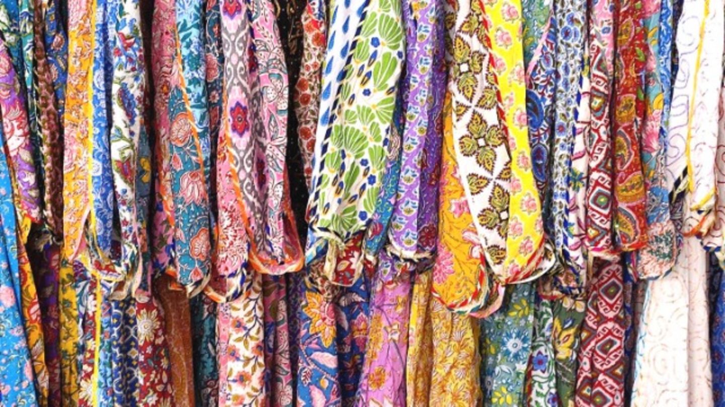 HiDubai-business-mohammad-parvez-textile-trading-shopping-apparel-jumeirah-1-dubai