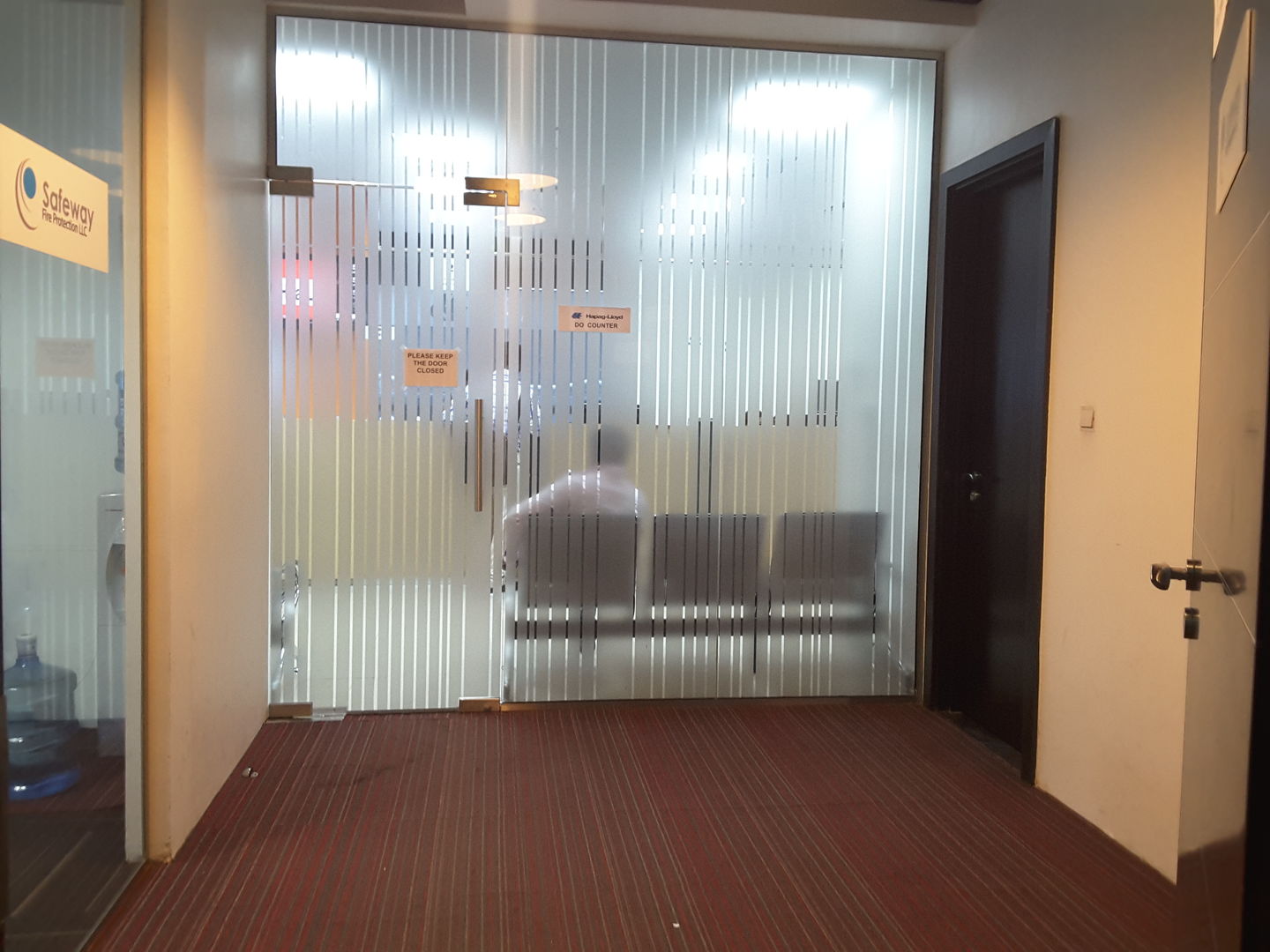 HiDubai-business-hapag-lloyd-shipping-logistics-sea-cargo-services-oud-metha-dubai