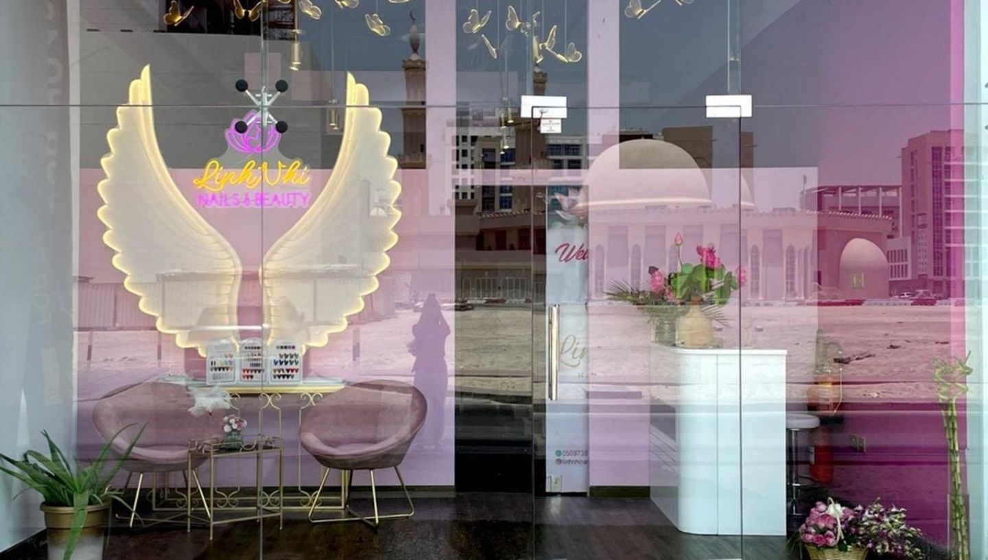 HiDubai-business-linh-nhi-nails-and-beauty-beauty-wellness-health-beauty-salons-al-satwa-dubai