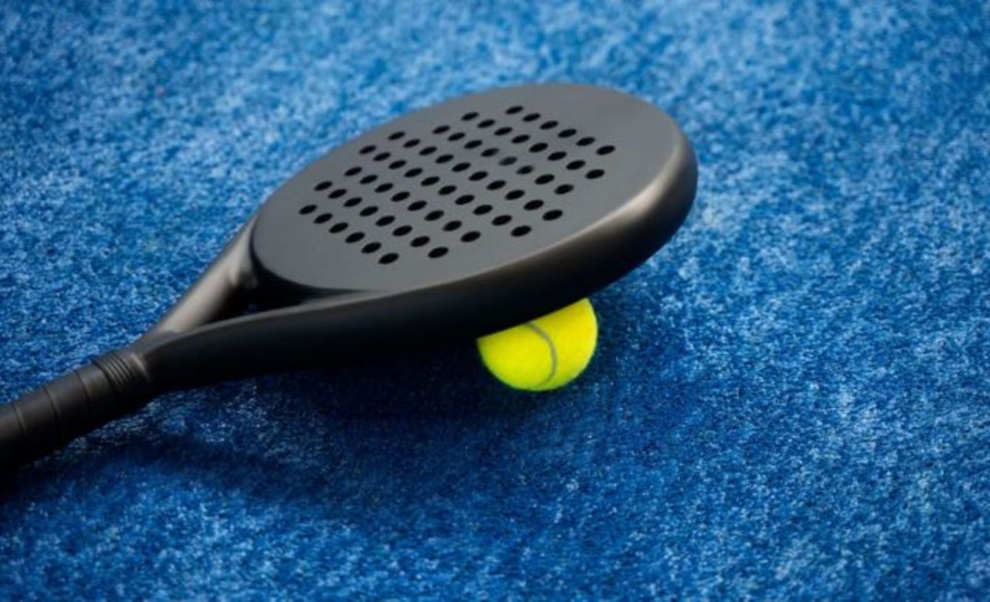 HiDubai-business-the-padel-outlet-shopping-sporting-goods-equipment-al-quoz-industrial-1-dubai