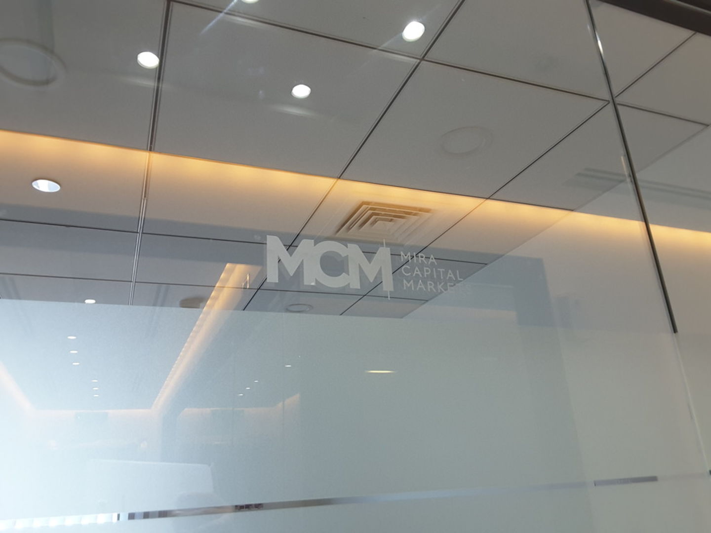 HiDubai-business-mira-capital-markets-finance-legal-financial-services-business-bay-dubai-2