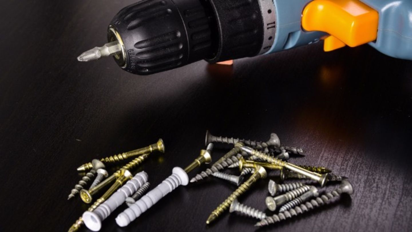 HiDubai-business-royal-world-technical-works-home-hardware-fittings-al-murar-dubai-2