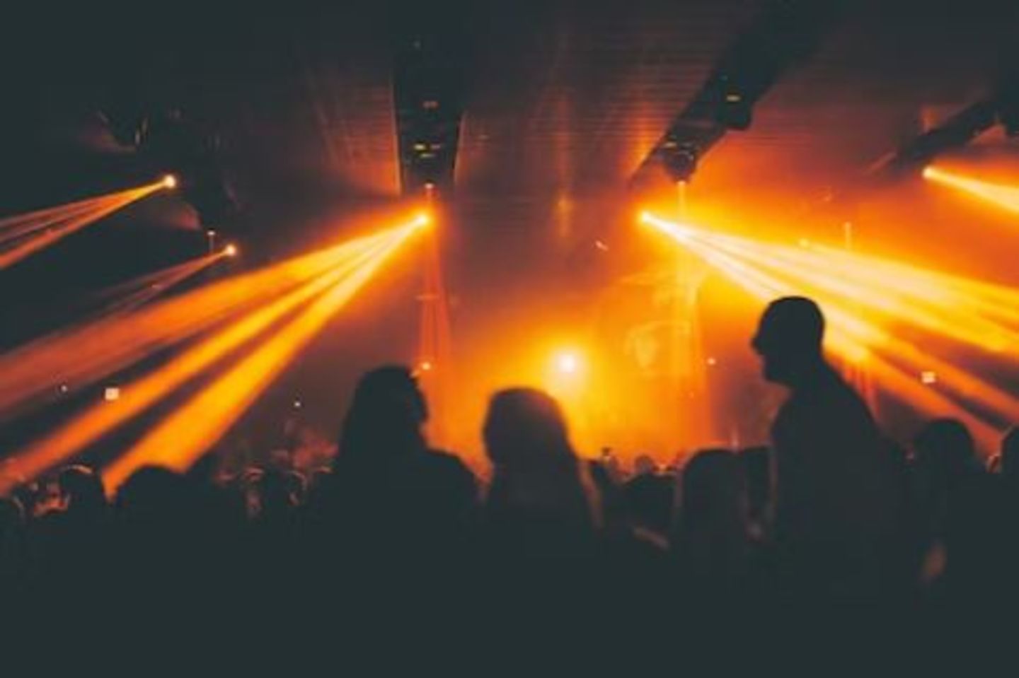 HiDubai-business-madhuri-south-indian-night-club-leisure-culture-nightclubs-naif-dubai