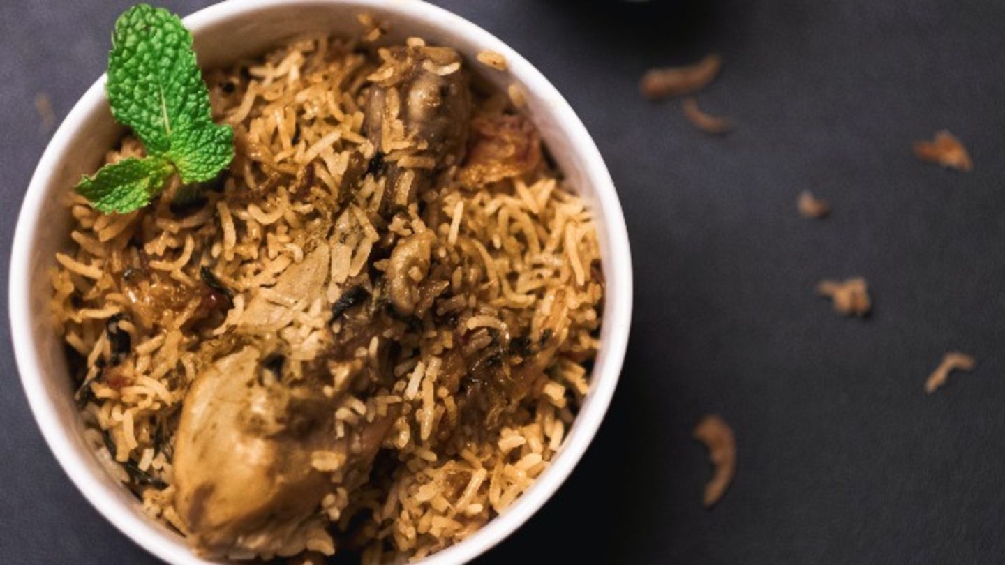 HiDubai-business-sial-kitchen-and-restaurant-food-beverage-restaurants-bars-international-city-warsan-1-dubai