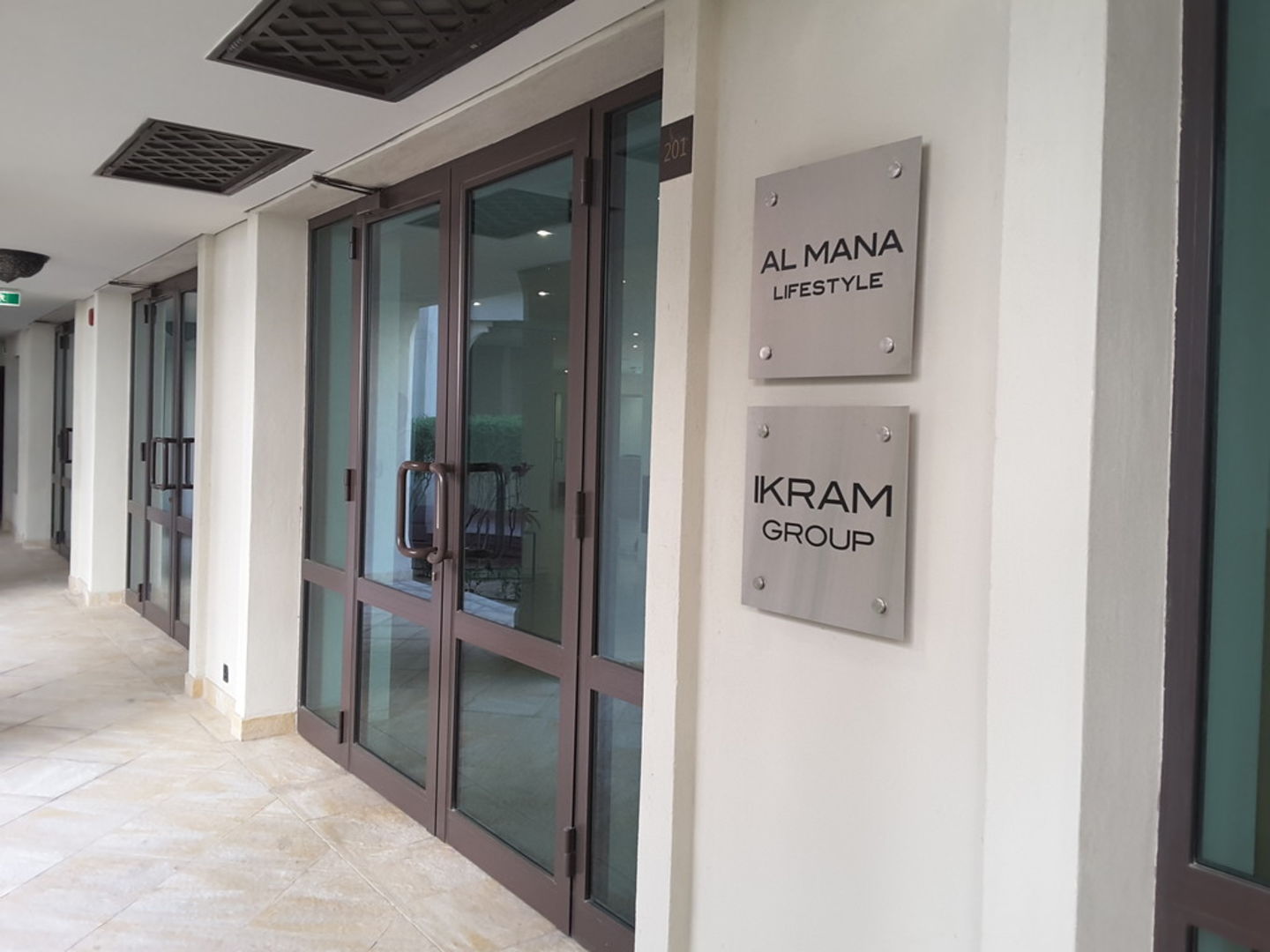 HiDubai-business-al-mana-lifestyle-b2b-services-holding-companies-burj-khalifa-dubai-2