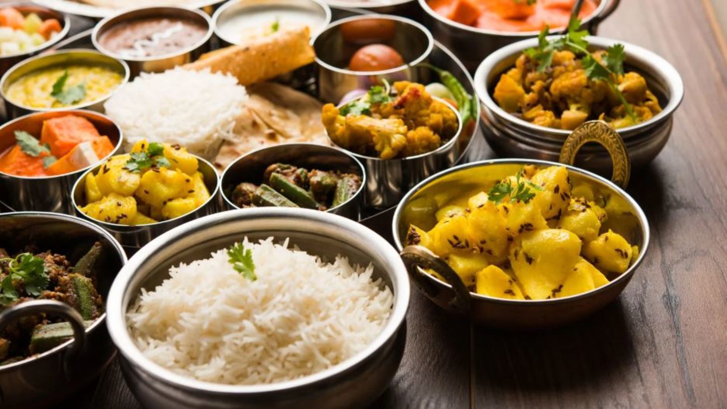 HiDubai-business-soam-restaurant-food-beverage-restaurants-bars-al-karama-dubai