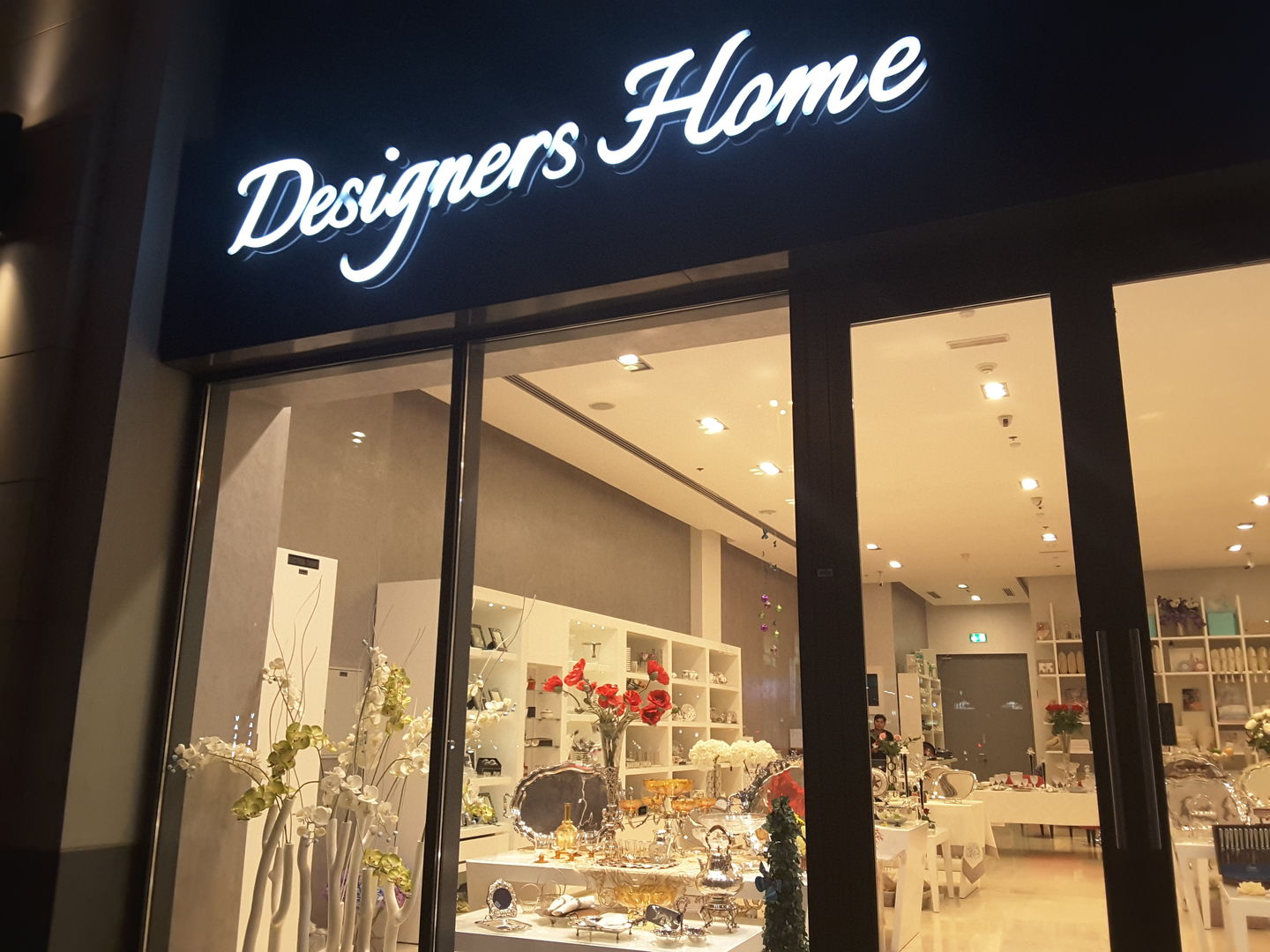 HiDubai-business-designers-home-shopping-furniture-decor-jumeirah-1-dubai