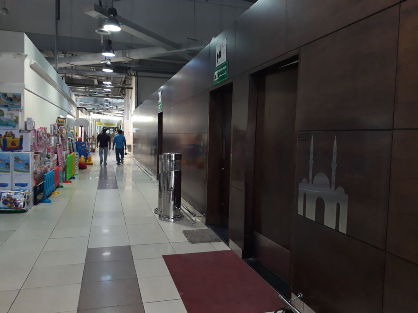 HiDubai-business-male-prayer-room-dragon-mart-1-others-religious-centres-international-city-warsan-1-dubai-4