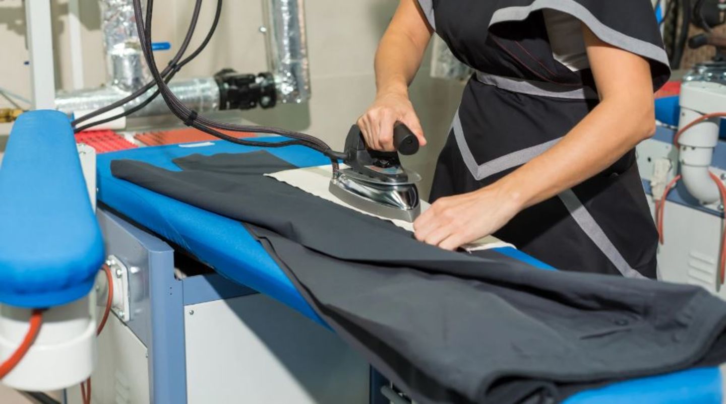 HiDubai-business-oscar-laundry-steam-cleaning-services-home-laundry-ras-al-khor-industrial-2-dubai
