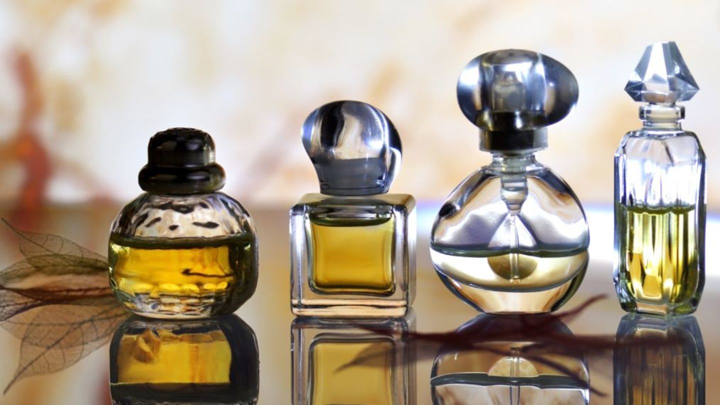 HiDubai-business-ruby-house-perfume-trading-shopping-beauty-cosmetics-stores-dubai-investment-park-1-dubai