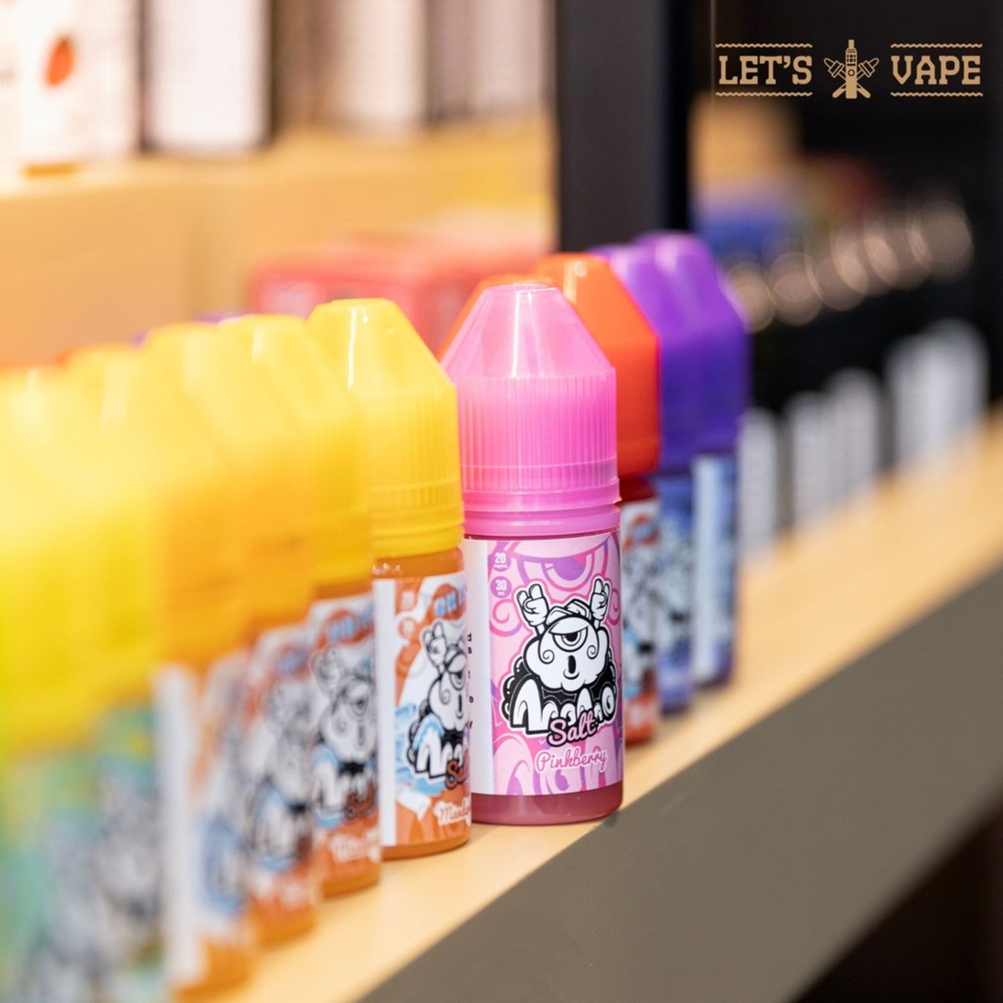 HiDubai-business-lets-vape-electronic-cigarettes-accessories-outlet-shopping-smoking-centers-umm-nahad-1-dubai