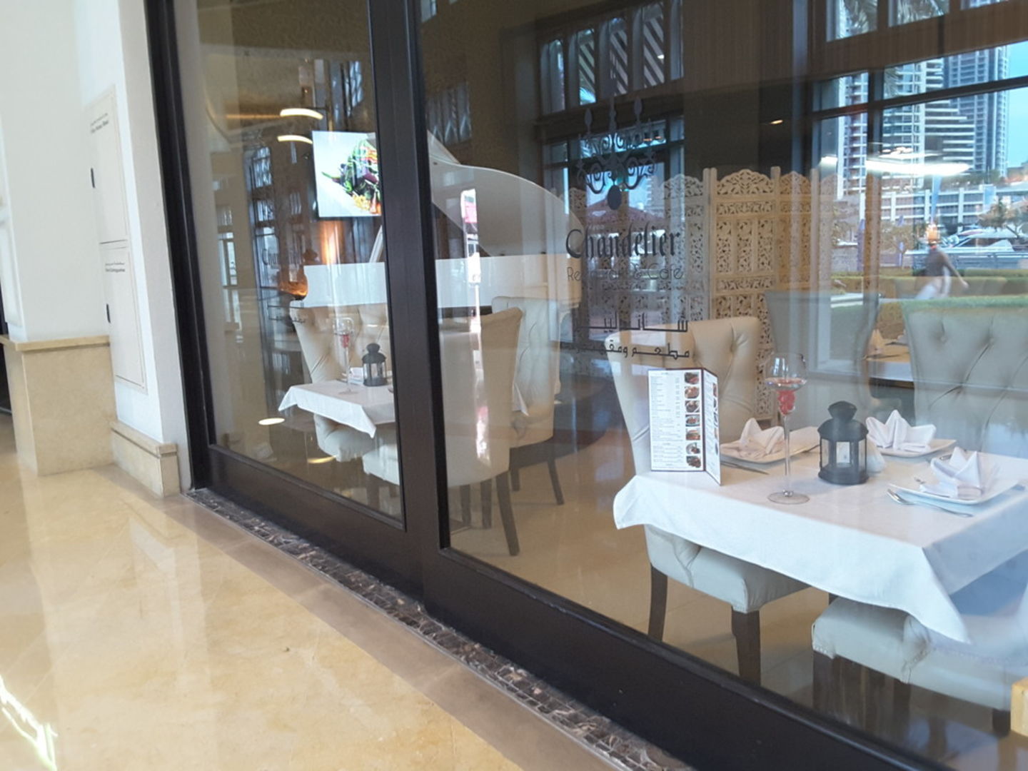HiDubai-business-chandelier-restaurant-cafe-food-beverage-restaurants-bars-dubai-marina-marsa-dubai-dubai-2