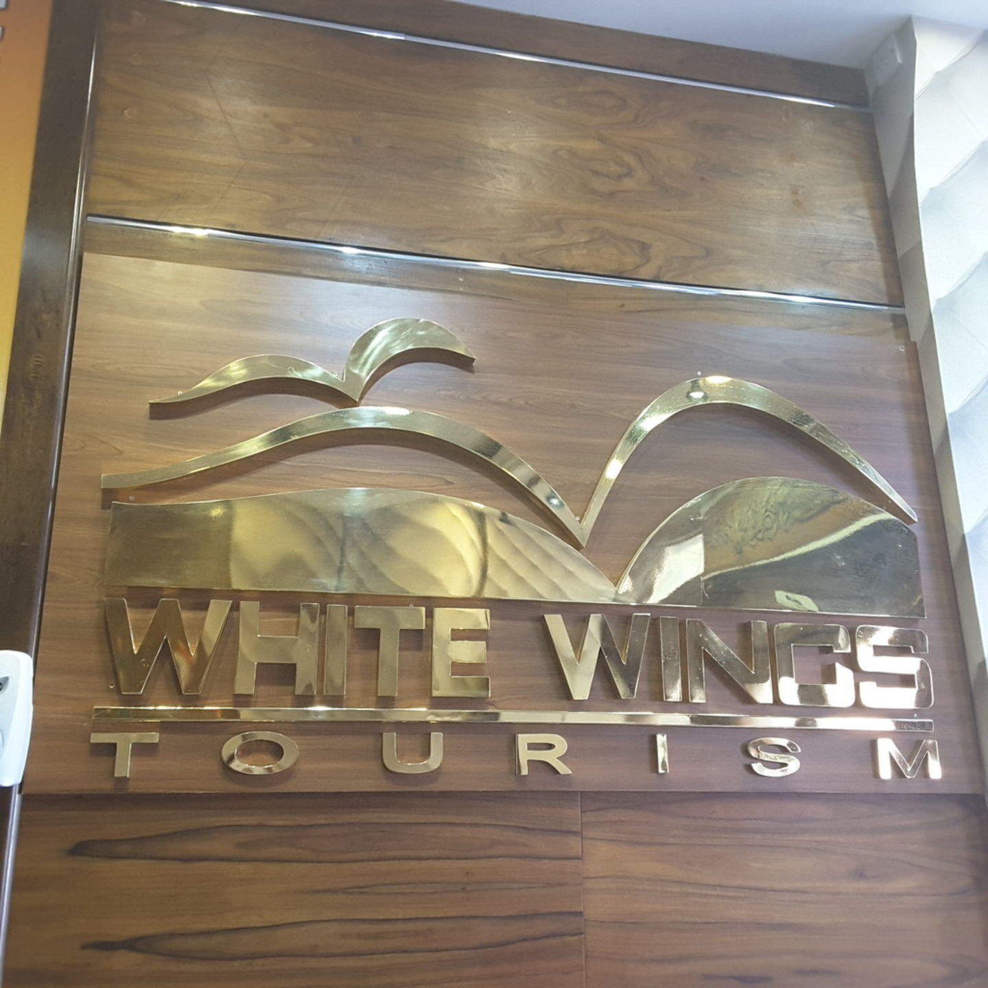 HiDubai-business-white-wings-tourism-hotels-tourism-travel-ticketing-agencies-riggat-al-buteen-dubai-2