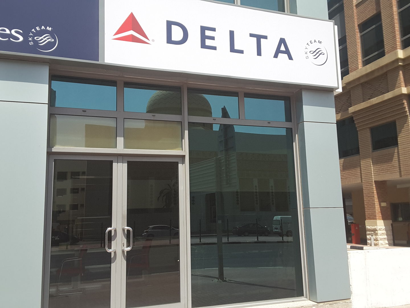 HiDubai-business-delta-airlines-hotels-tourism-airlines-service-providers-umm-hurair-1-dubai-2