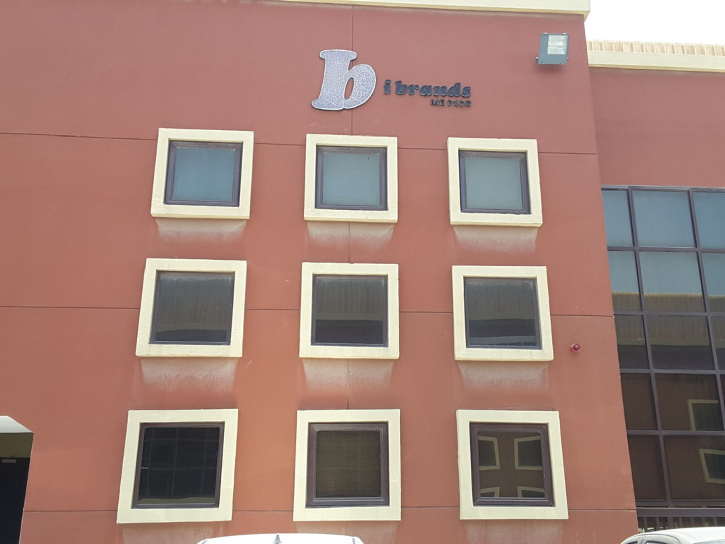 HiDubai-business-ibrands-me-b2b-services-distributors-wholesalers-jebel-ali-free-zone-mena-jebel-ali-dubai-2