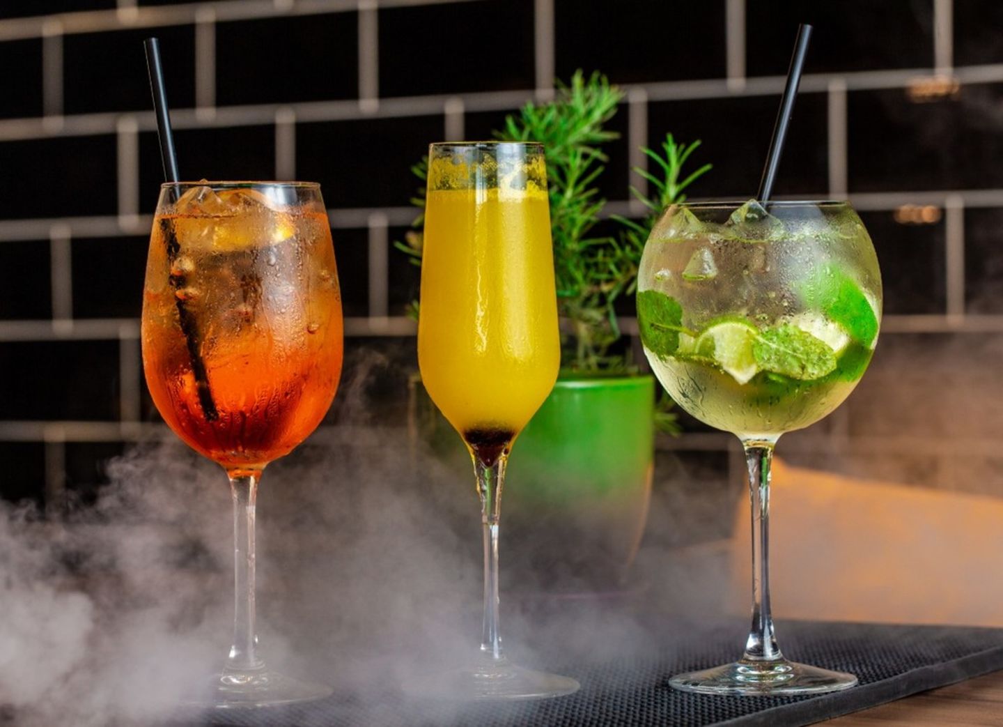 HiDubai-business-piazza-pizza-food-beverage-restaurants-bars-the-palm-jumeirah-nakhlat-jumeirah-dubai