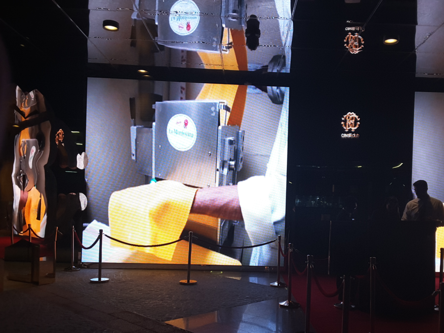 HiDubai-business-cavalli-club-food-beverage-restaurants-bars-trade-centre-1-dubai-2