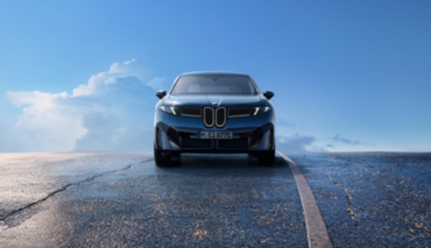 HiDubai-business-bmw-showroom-transport-vehicle-services-car-showrooms-service-centres-al-quoz-1-dubai-2