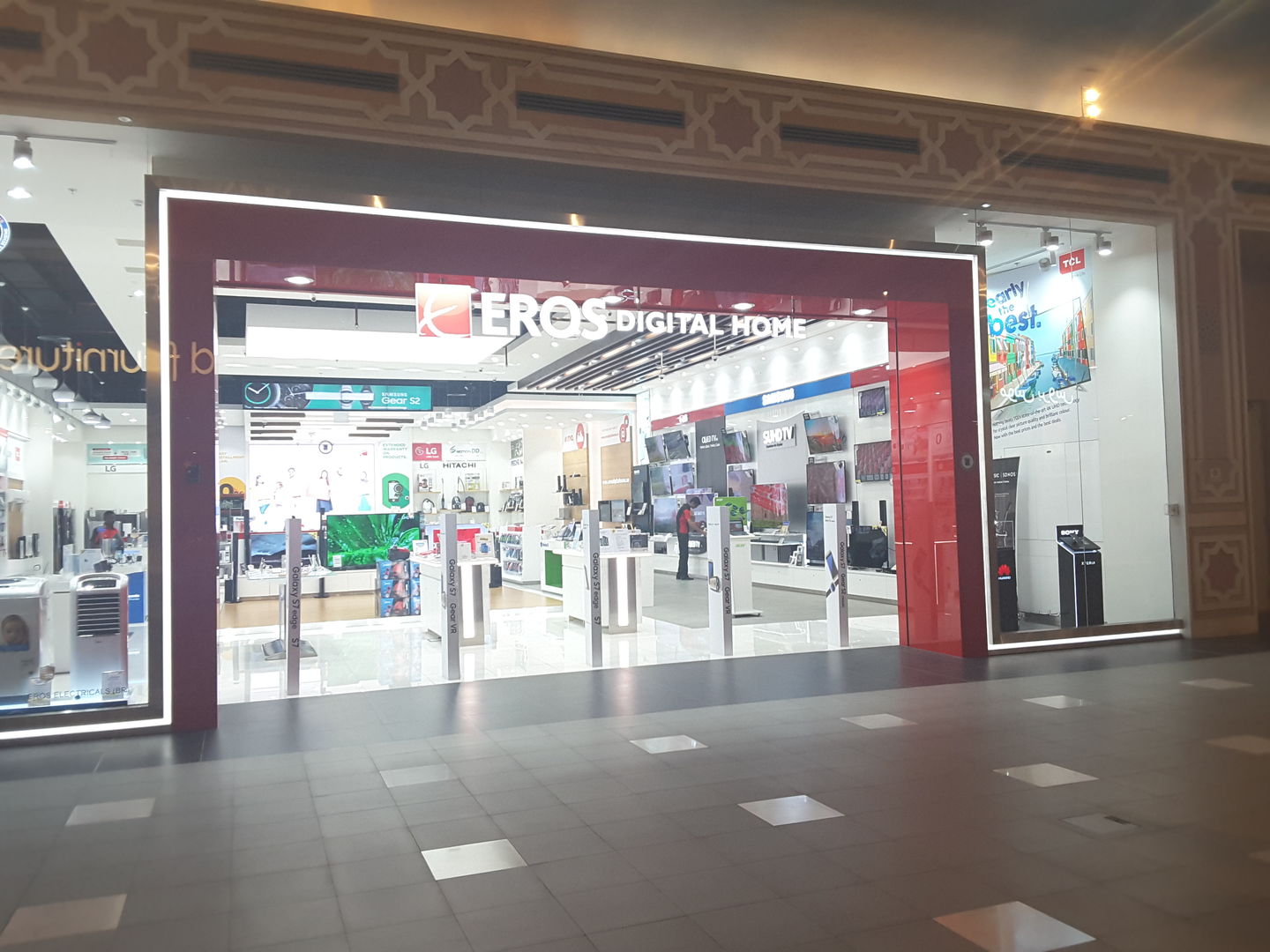 HiDubai-business-eros-digital-home-shopping-consumer-electronics-ibn-batuta-jebel-ali-1-dubai-2