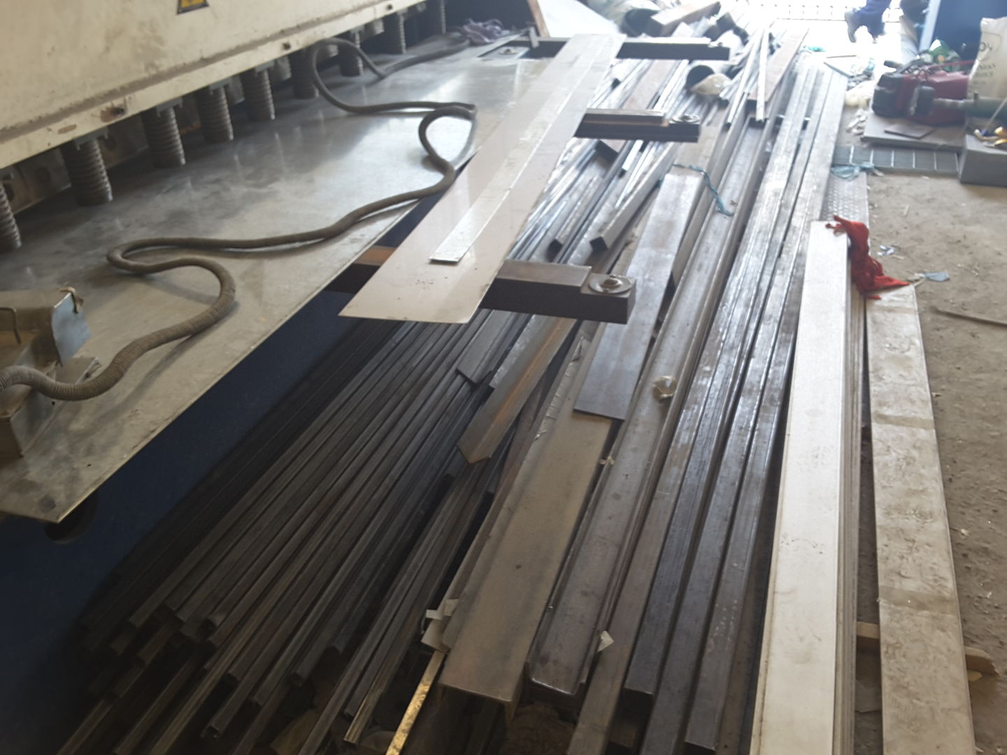 HiDubai-business-euro-gulf-fabrication-construction-heavy-industries-chemical-metal-companies-al-quoz-industrial-2-dubai-2