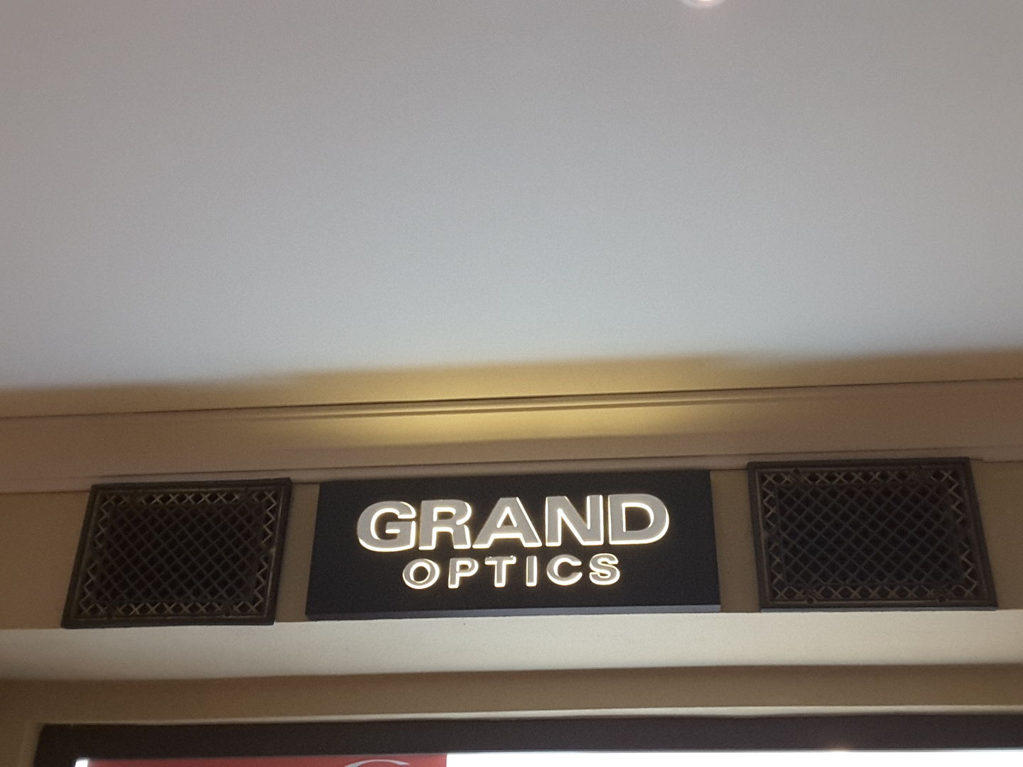 HiDubai-business-grand-optics-shopping-watches-eyewear-downtown-dubai-dubai-2