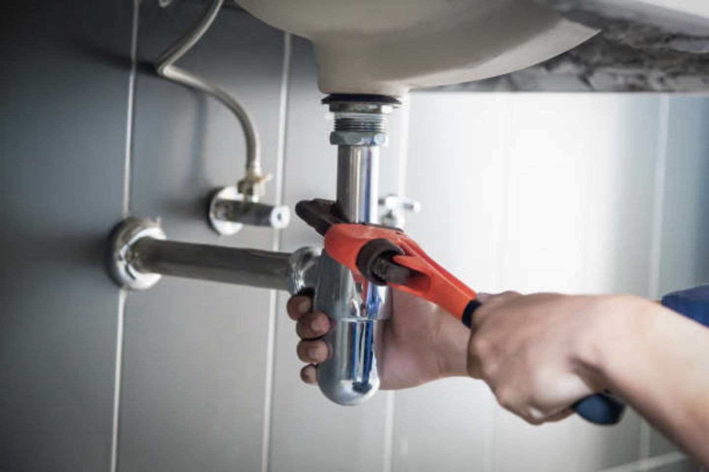 HiDubai-business-v-s-v-smart-technical-services-home-handyman-maintenance-services-al-karama-dubai