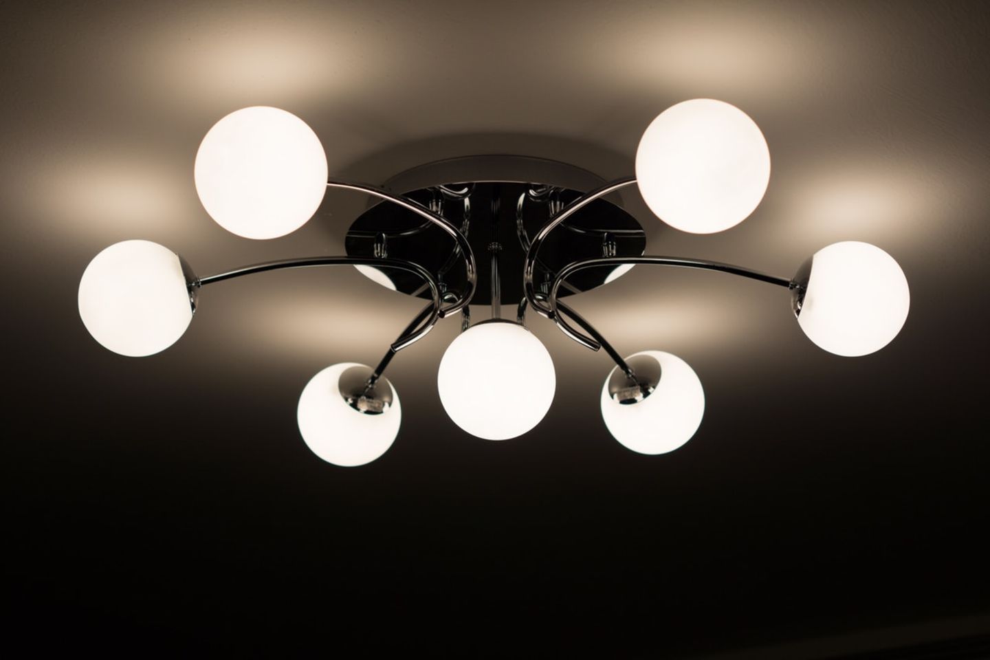 HiDubai-business-harbour-lights-b2b-services-distributors-wholesalers-al-sabkha-dubai-5