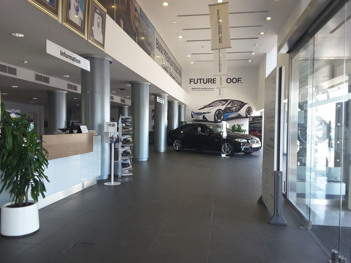 HiDubai-business-mini-showroom-transport-vehicle-services-car-showrooms-service-centres-al-khabaisi-dubai-2