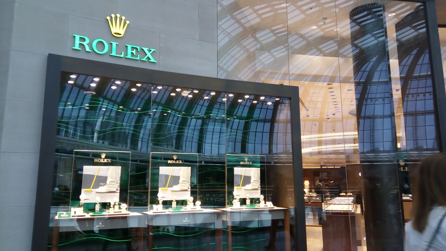 HiDubai-business-rolex-shopping-watches-eyewear-al-barsha-1-dubai-2