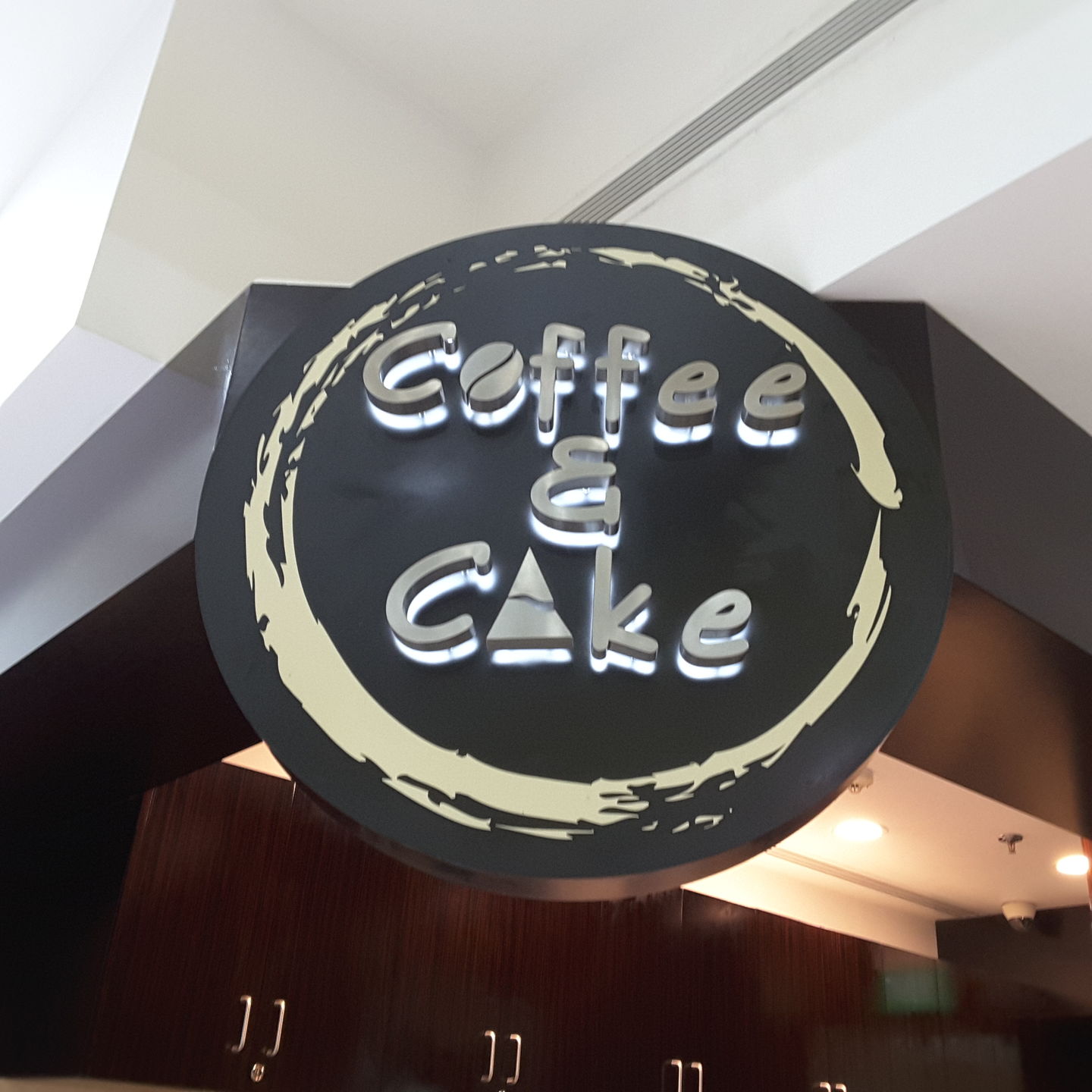 HiDubai-business-coffee-cake-food-beverage-coffee-shops-al-nahda-2-dubai-2