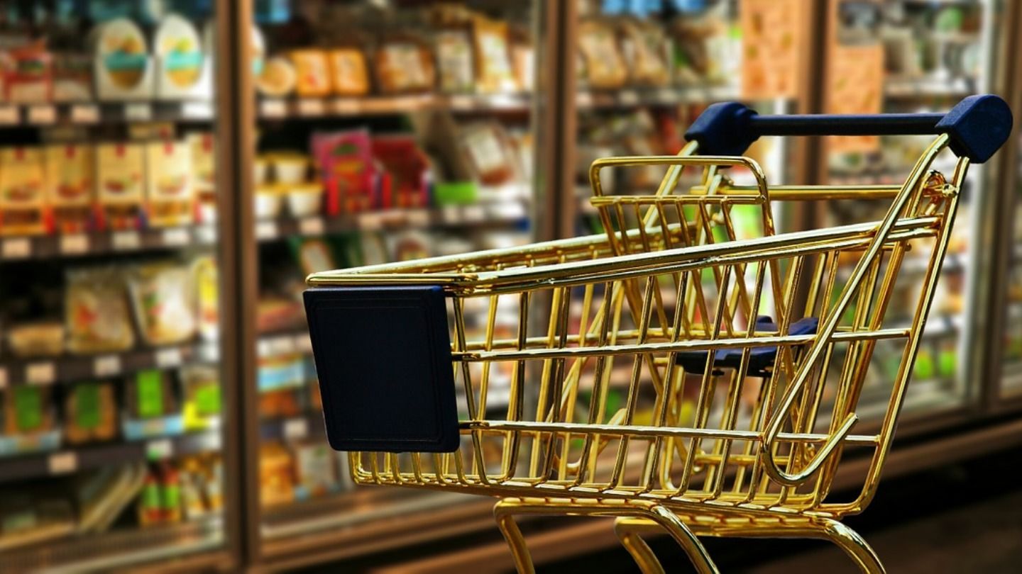 HiDubai-business-edelweiss-market-shopping-supermarkets-hypermarkets-grocery-stores-jumeirah-lake-towers-al-thanyah-5-dubai