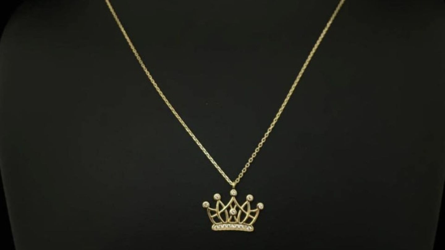 HiDubai-business-kds-jewellery-shopping-jewellery-precious-stones-al-nahda-2-dubai