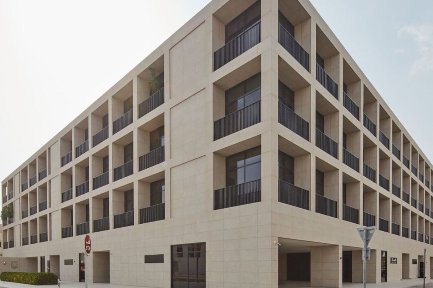 HiDubai-business-seddiqi-properties-housing-real-estate-real-estate-agencies-dubai-international-financial-centre-zaabeel-2-dubai